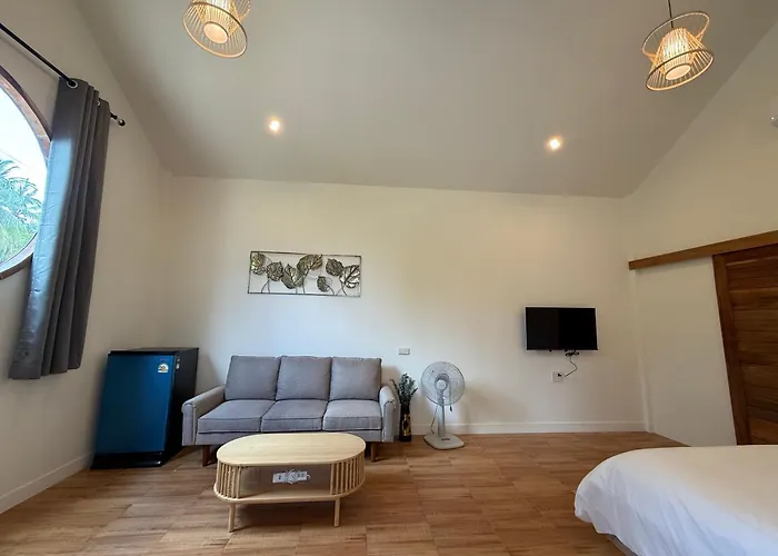 High-In Holiday Home&Villa