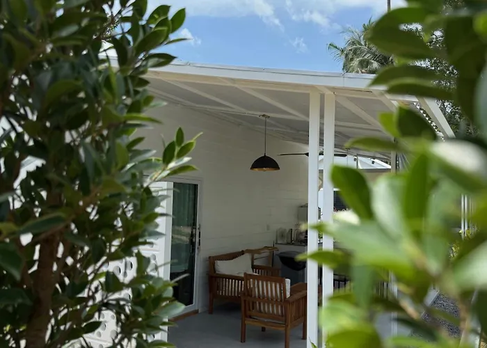 High-In Holiday Home&Villa