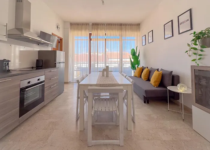 Vittorio Veneto Apartments - Urban Comfort By Host Hero