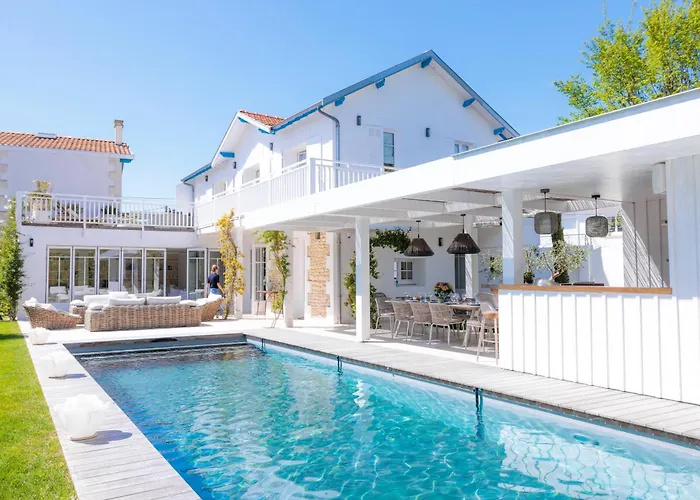 Villa Les Peupliers avec piscine privée et sauna