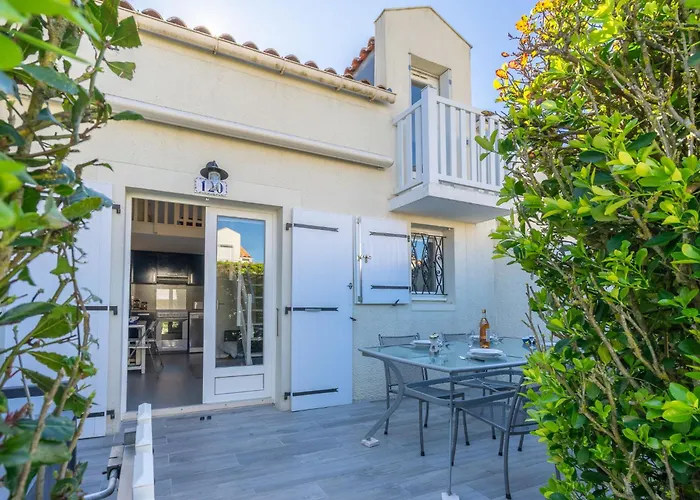 Holiday Home Les Jardins De L'Ocean-38 By Interhome