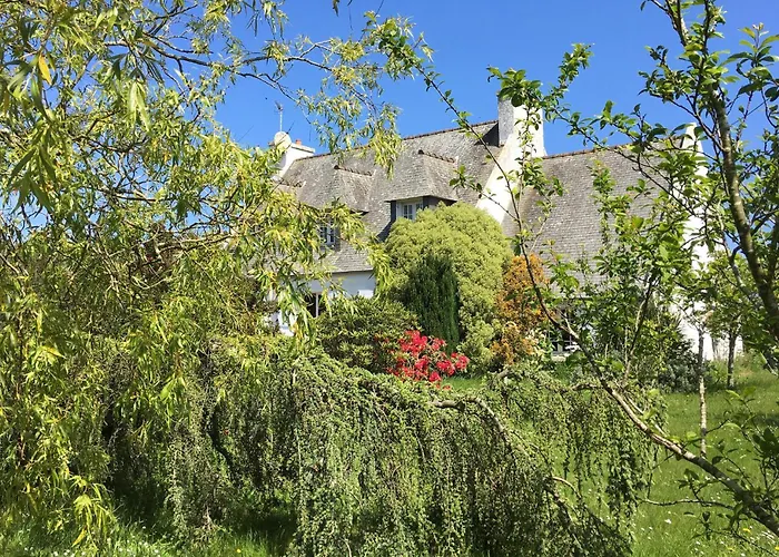 4 Bedroom Beach Front Home In Plougasnou