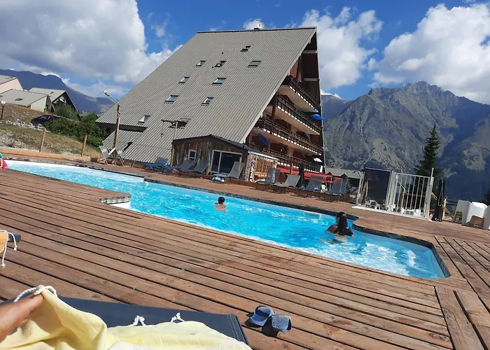 Appartement Reallon 5 personnes en rez de jardin