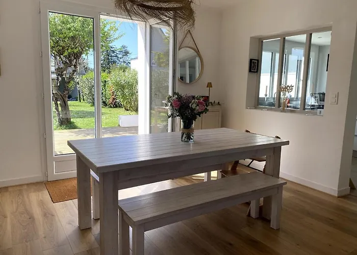 Villa Bord De Mer