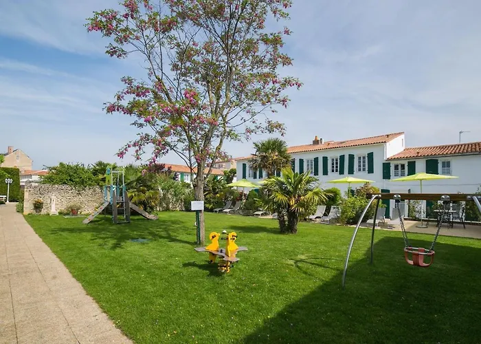 Locations de Vacances Le Clos Rhea