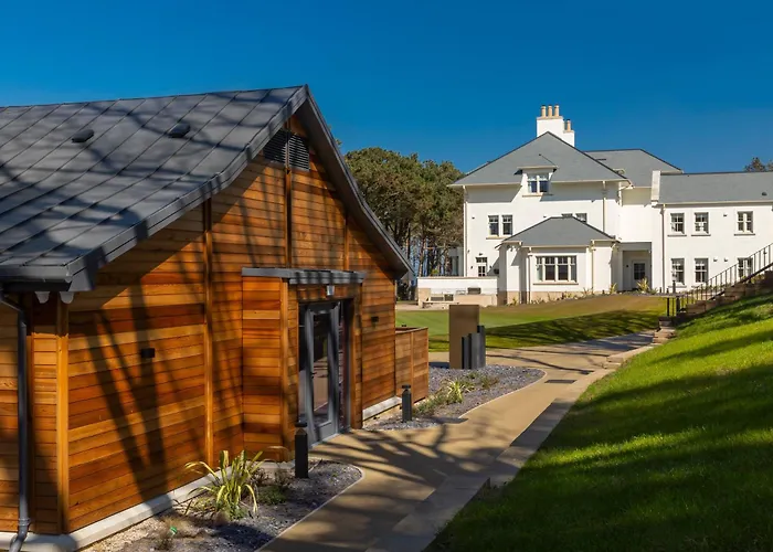 5 star hotel: Dunluce Lodge - Small Luxury Hotels Of The World