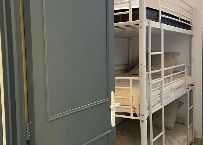 Maison au calme proche commerces et plages