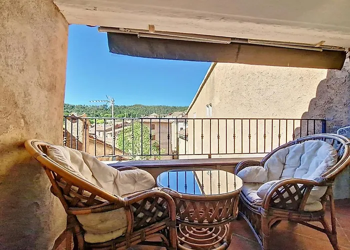 En Plein Coeur Du Village , Terrasse Avec Vue