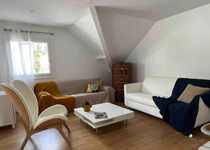 Apartment Near Lake Annecy