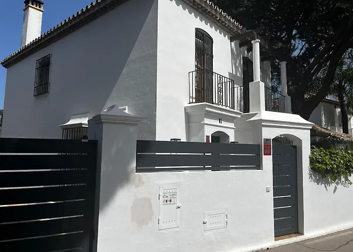 Nice Villa With A Garden