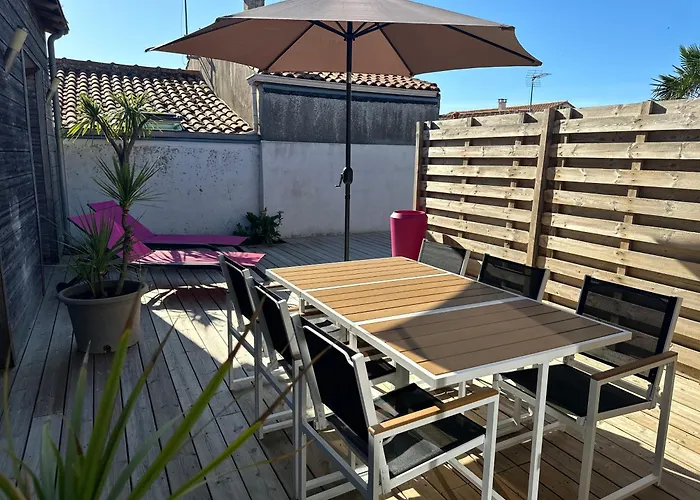 Maison de l'océan 100m des plages - piscine chauffée 2 chambres