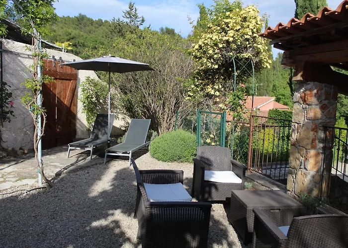la villa des six ifs - Le mûrier