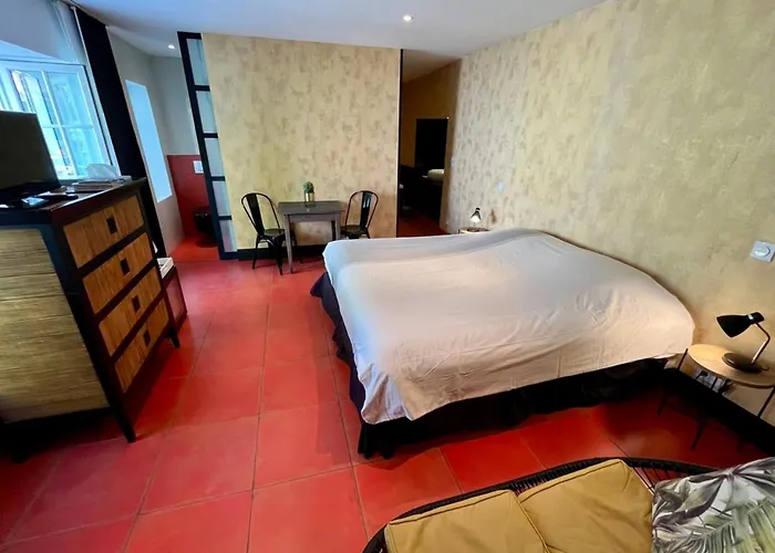 Le Belem - Room in the heart of St Martin de Ré