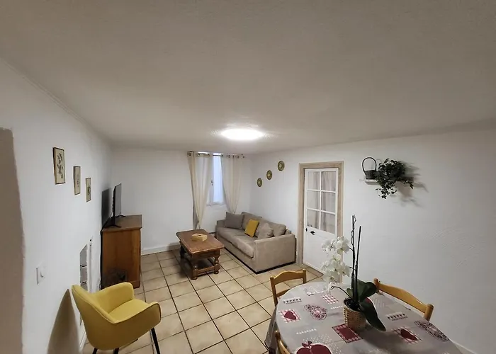Cozy Apartment In Vigan