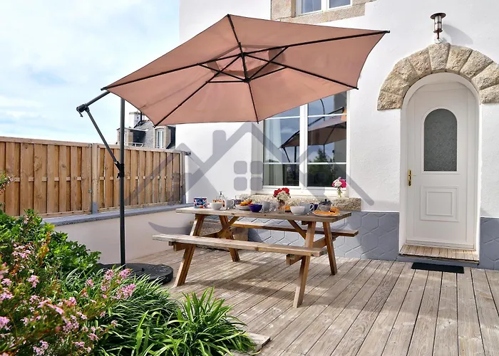 LocaLise - M5 - Maison de vacances sur le port de Lechiagat - terrasse entièrement close - Wifi inclus - Draps inclus - Animaux bienvenus