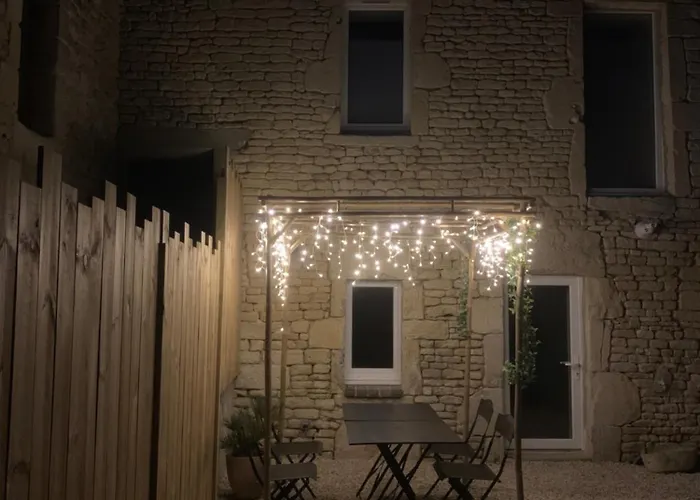 Maisonnette de charme avec option Piscine intérieure privée chauffée