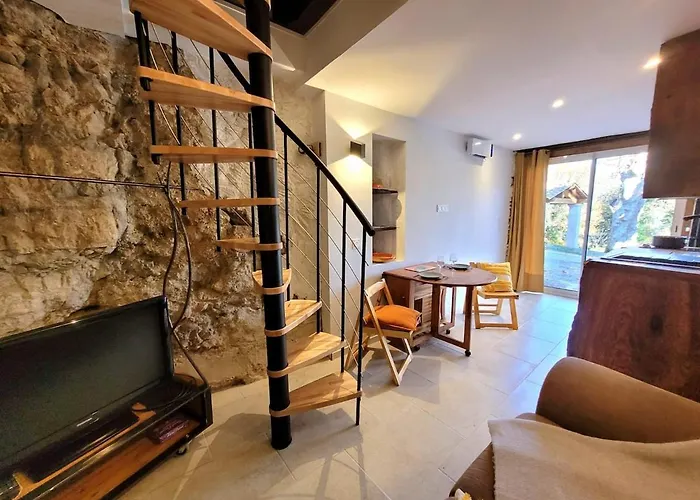 Appartement Sillans la cascade village historique