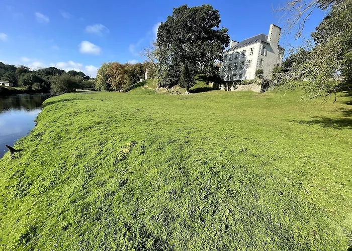 Manoir avec parc au bord du Trieux - Grand Appartement
