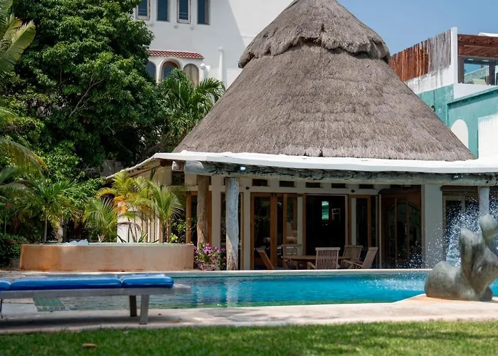 Chalet: Villa Castillo- Stunning Lagoon Front Villa