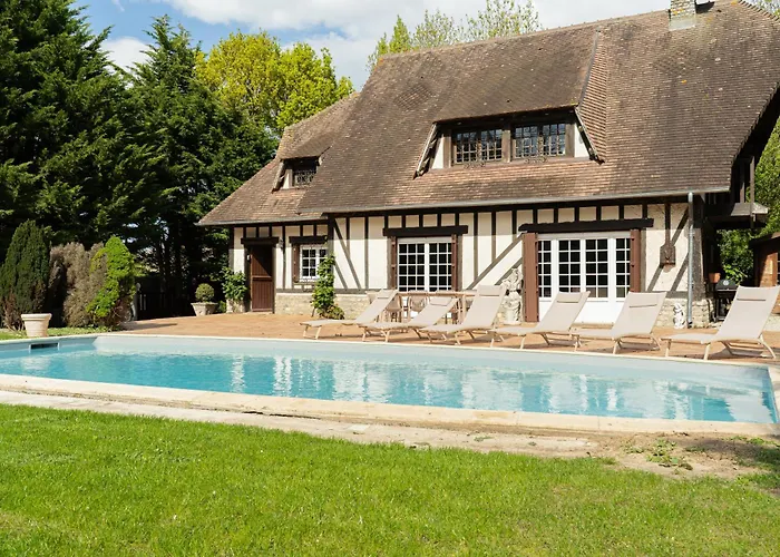Superbe Maison Normande avec Piscine à 3 minutes de la mer
