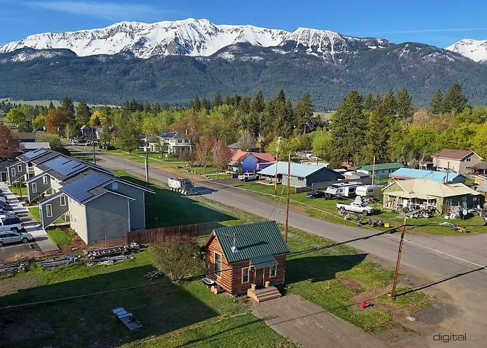 New Everything! Gorgeous Log Cabin In Downtown Joseph