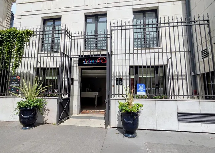 Hotel Am Adveniat Paris