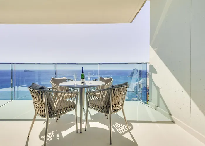 Sunset Drive 128 Luxury Beach Retreat By Car