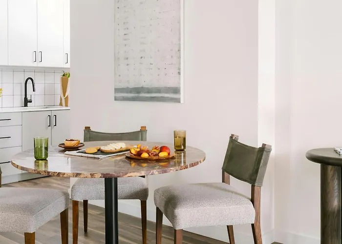 4 star hotel: Sonder By Marriott Bonvoy The Opal Apartments River North