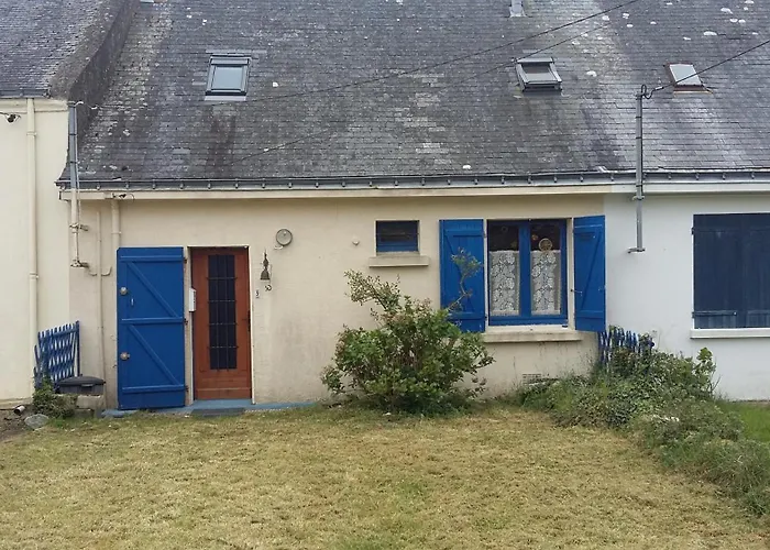 Charmante maison de pêcheur bretonne vue sur mer