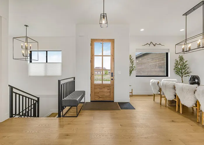 Tetonhaus 5Br Hot Tub Game Room Walk To Driggs 20 Min To Targhee