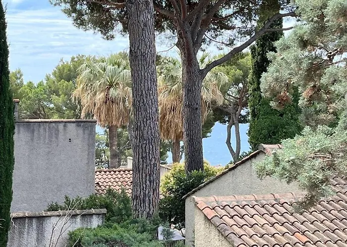 Duplex à 300m des plages, restos, commerces Saint-Cyr-sur-mer AQUALAND 1km