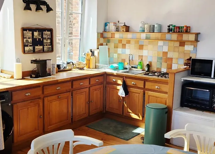 Appartementde charme en duplex face au port de Barfleur