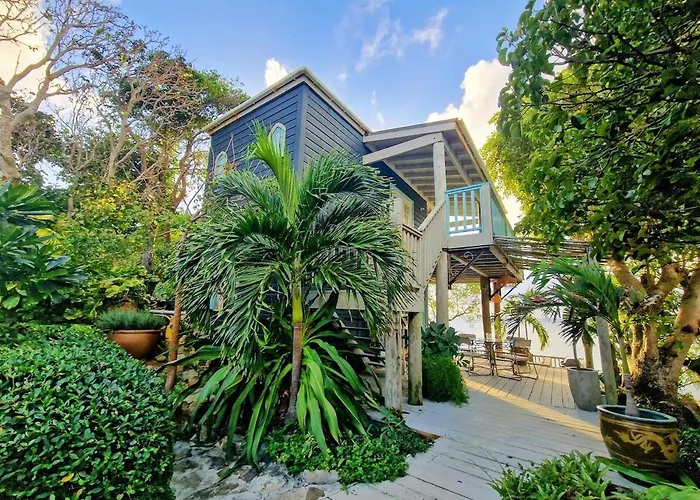 Lowena Cottage