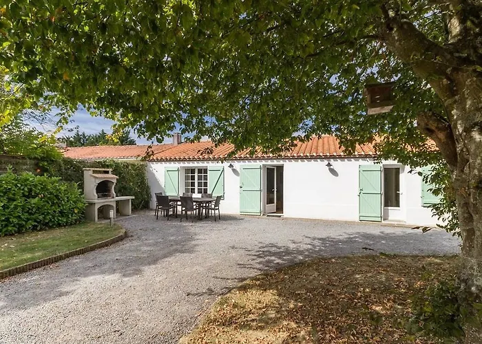 Ferme rénovée avec jardin clos, proche plages, Pornic et Nantes - vélos, terrain de pétanque, équipements bébé - FR-1-306-825