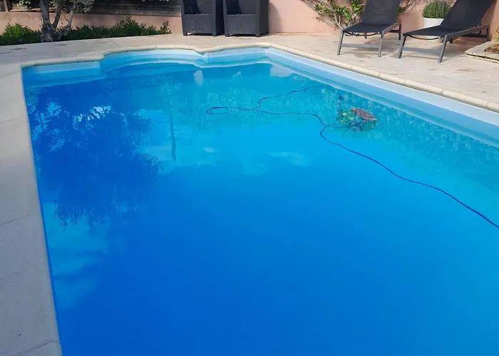 Charmante villa tout confort,sans vis a vis avec piscine