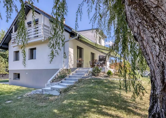 Villa de charme proche du lac