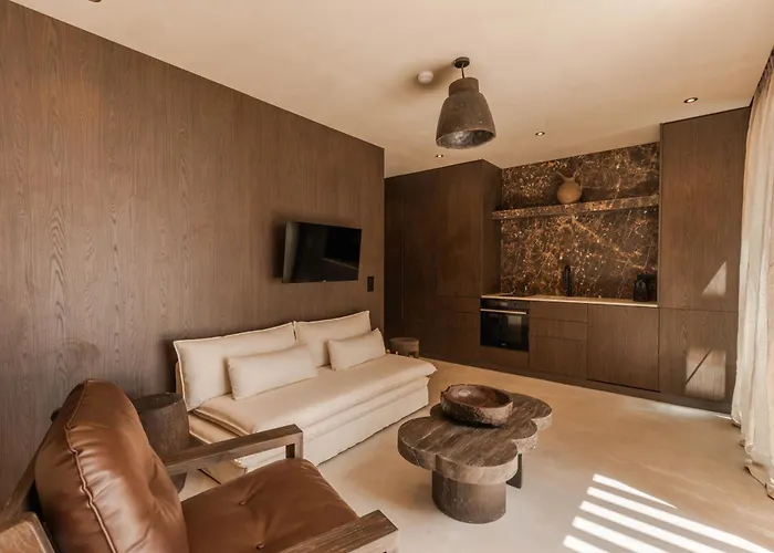 Gigaro Beach Suites