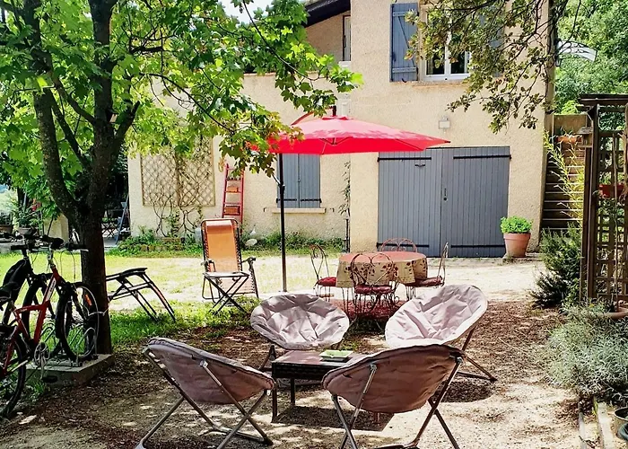 Les Marronniers Charmant petit appartement a La Tour d'Aigues Vaucluse