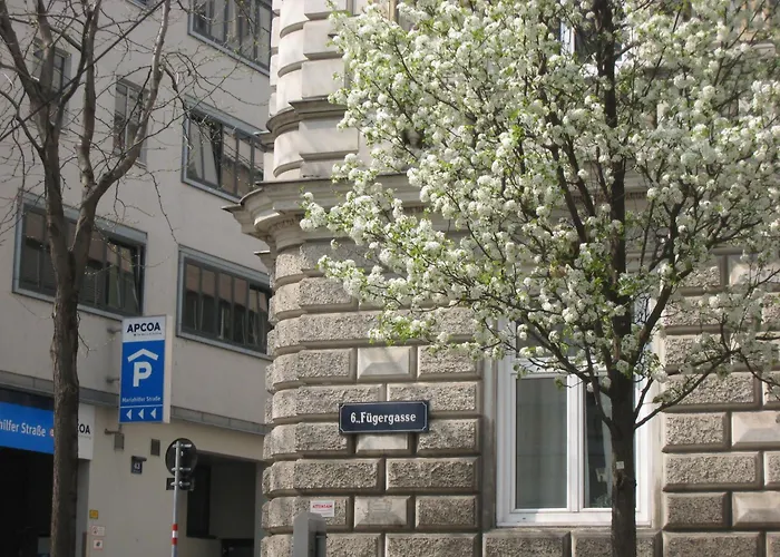 Hostel: Westend City Hostel