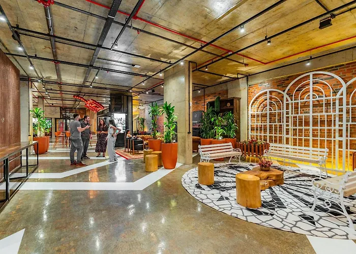 Linked Batel Curitiba by Xtay