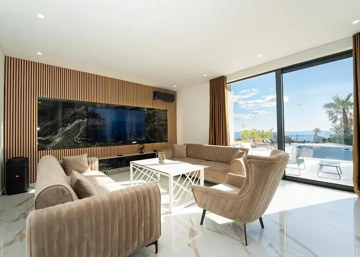 Villa Tokyo