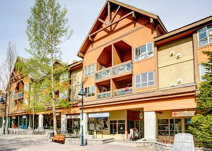 Cabin: Marketplace Lodge