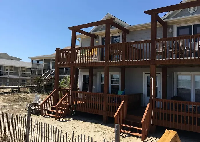Ocean Breeze, Beautiful Ocean Front Townhome