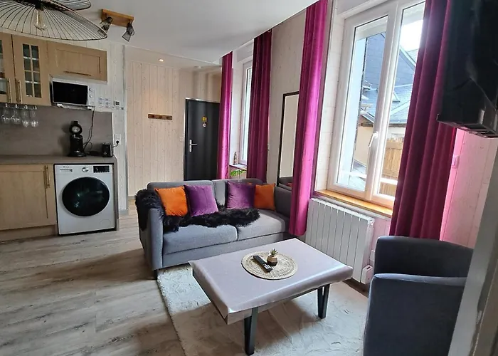 Apartment In Downtown