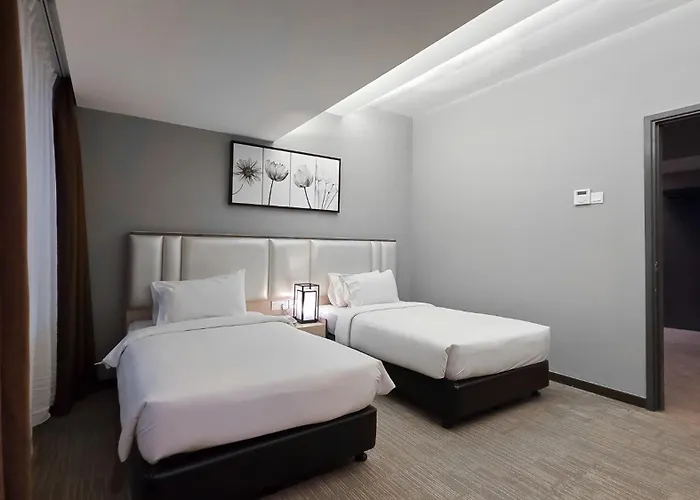 Fives Hotel Dnp