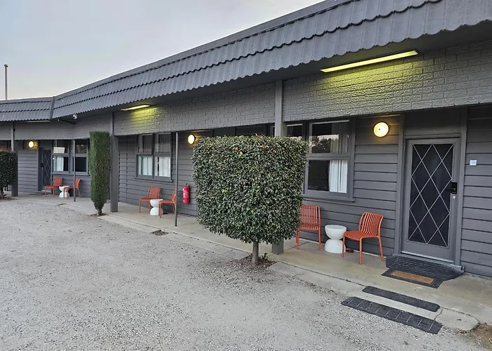 Calder Family Motel