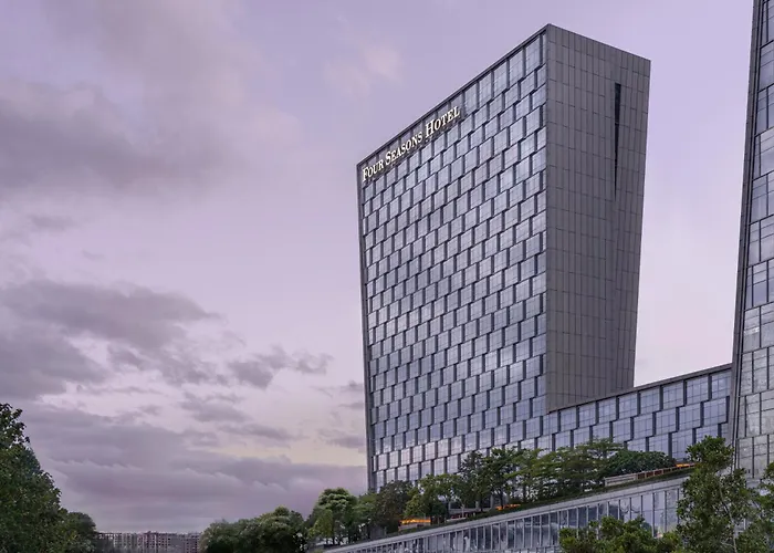 Four Seasons Hotel Shenzhen