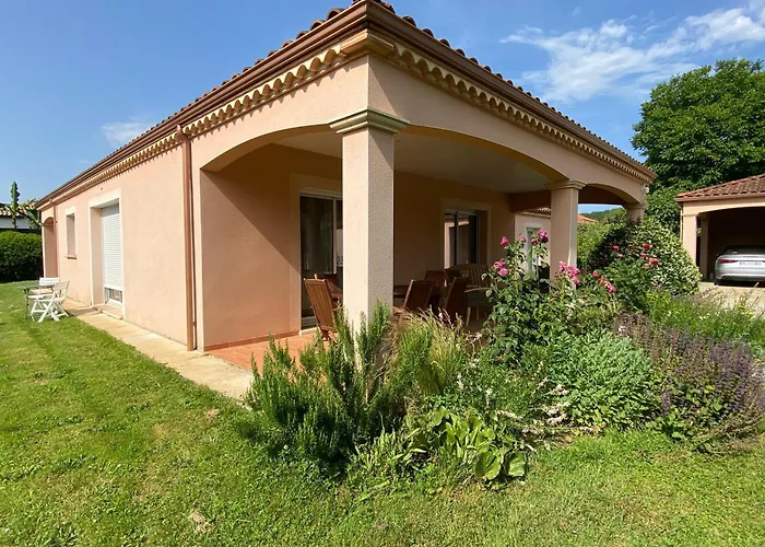 Villa spacieuse avec piscine privé , Vallée du Lot