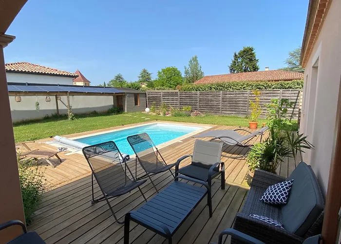 Villa spacieuse avec piscine privé , Vallée du Lot