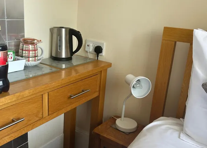 Guest house: Four Seasons Guest House